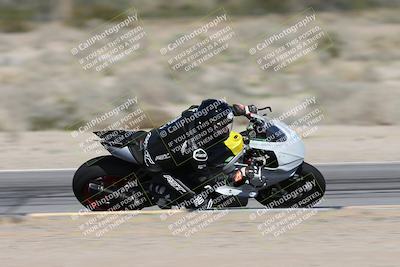 media/Jan-15-2026-Racers Edge (Thu) [[dfebeb70ab]]/2-A Group/Session 3 (Turn 15 Inside Pans)/